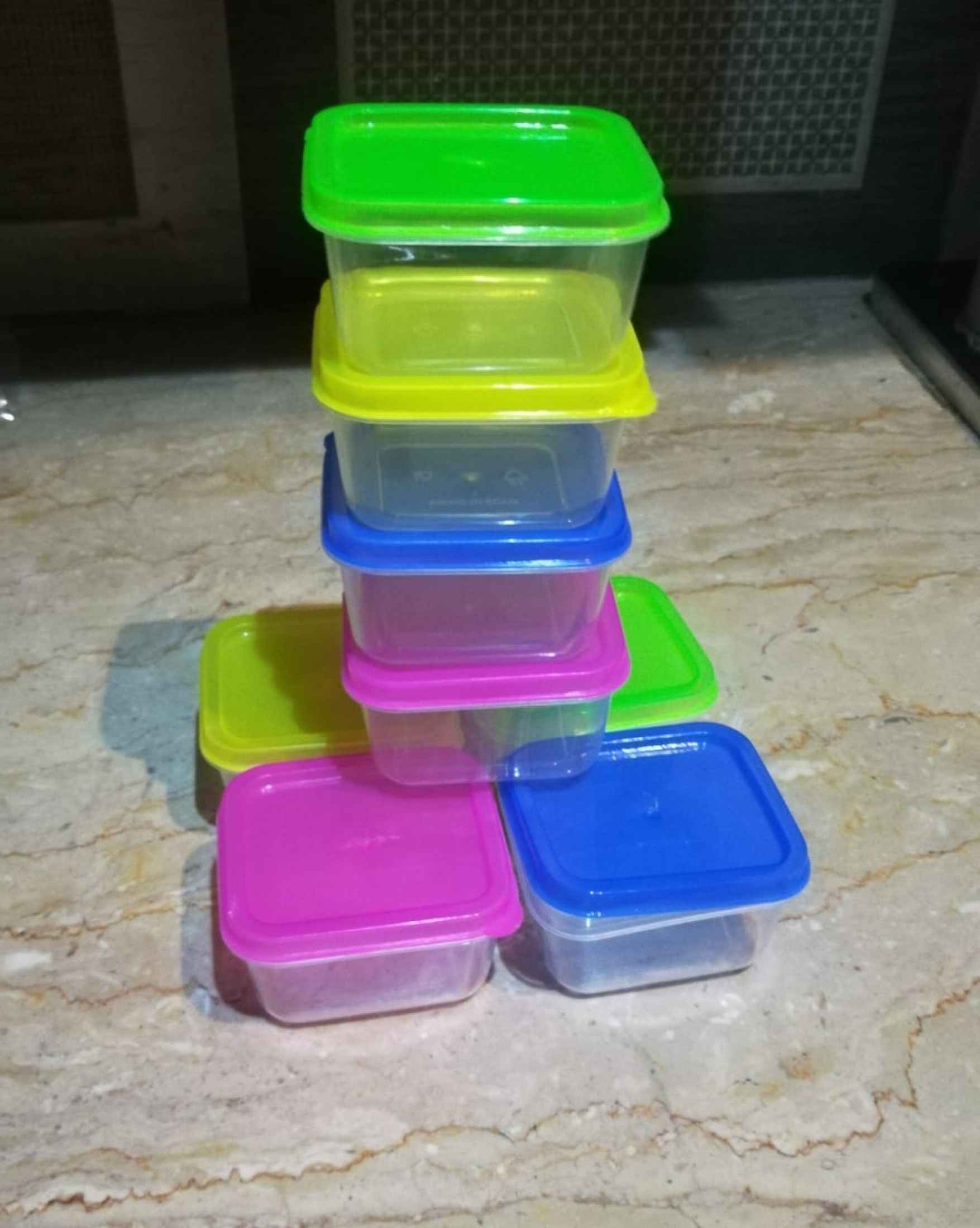 8 Pcs Mini Plastic Boxes Set - 5.5 cm - Online Shopping in Pakistan